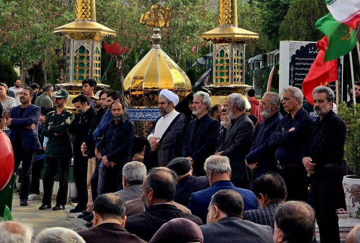 تصاویر/مراسم چهلمین روز شهادت شهید حسین امیدواری در اراک