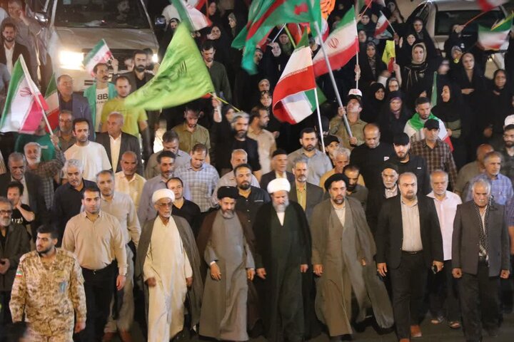 تصاویر/ هفتادمین اجتماع شبانه مردمی در قرچک