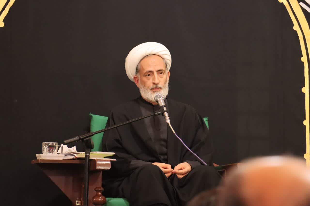 ایران مبدأ تاریخ جهان خواهد شد/ مدیریت آینده کشور در پرتو بعثت مردمی و تبیین صحیح آن است