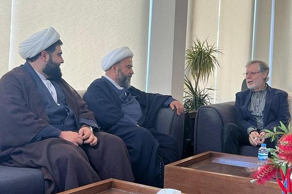 Al-Abbas Holy Shrine continues to support the displaced in Lebanon through financial aid and field visits