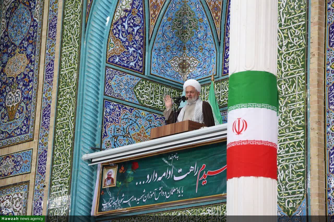 آمریکا در آستانه فروپاشی است