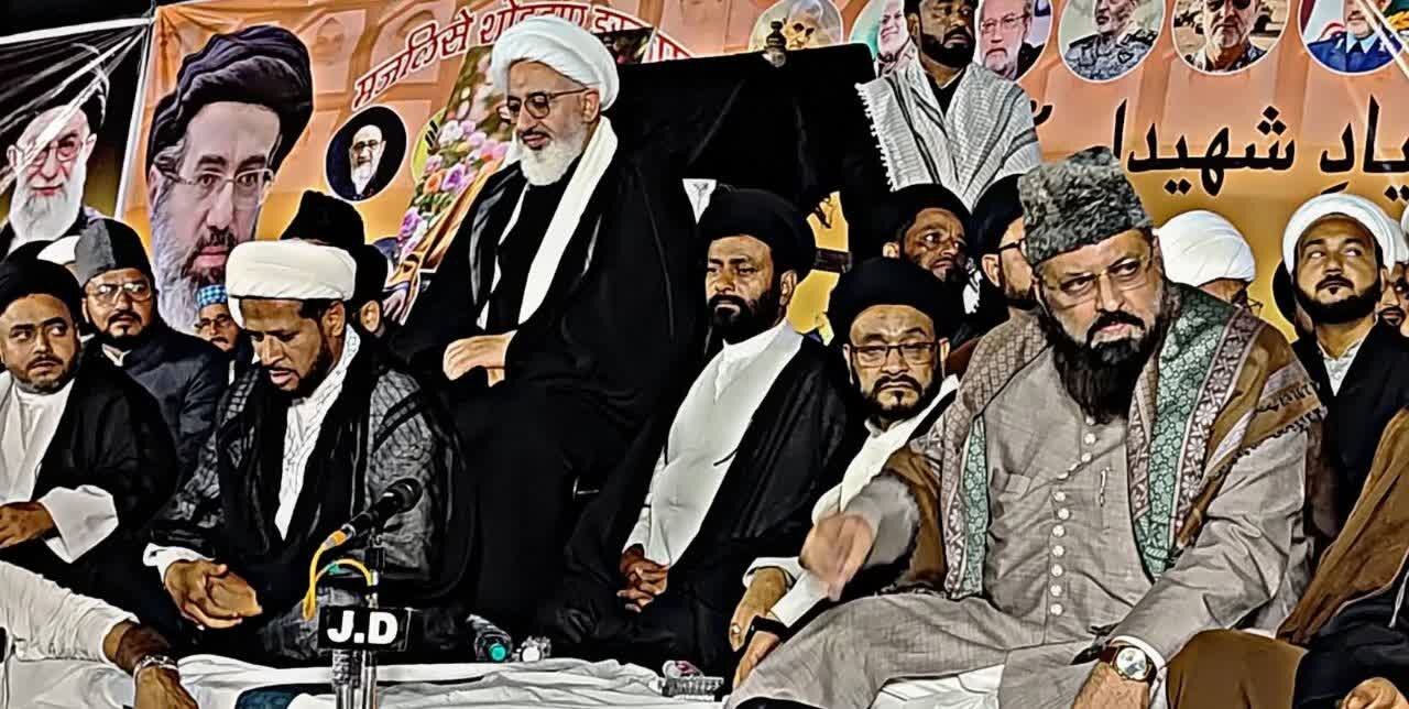 شیعہ کالج جونپور میں شہید آیت‌اللہ العظمی خامنہ‌ای کی یاد میں پروگرام، حجۃ الاسلام عبدالمجید حکیم الہی کی خصوصی شرکت