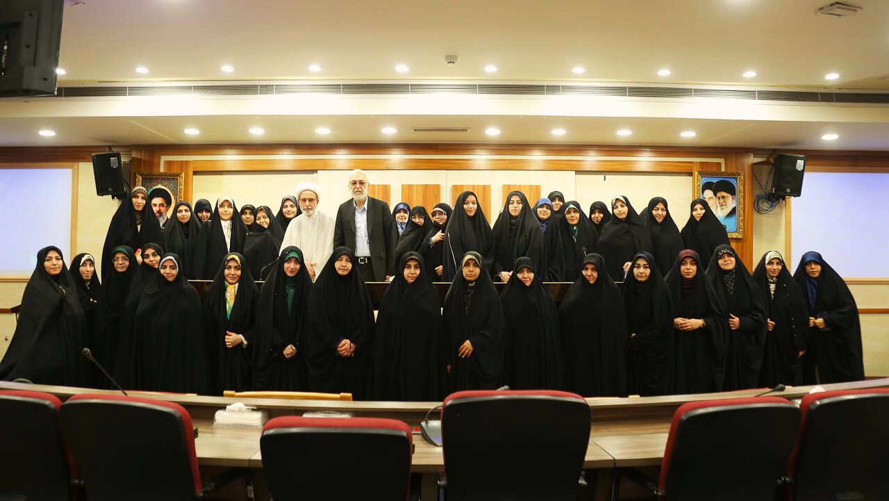 همایش بزرگداشت مقام معلم مجتمع آموزشی توحید