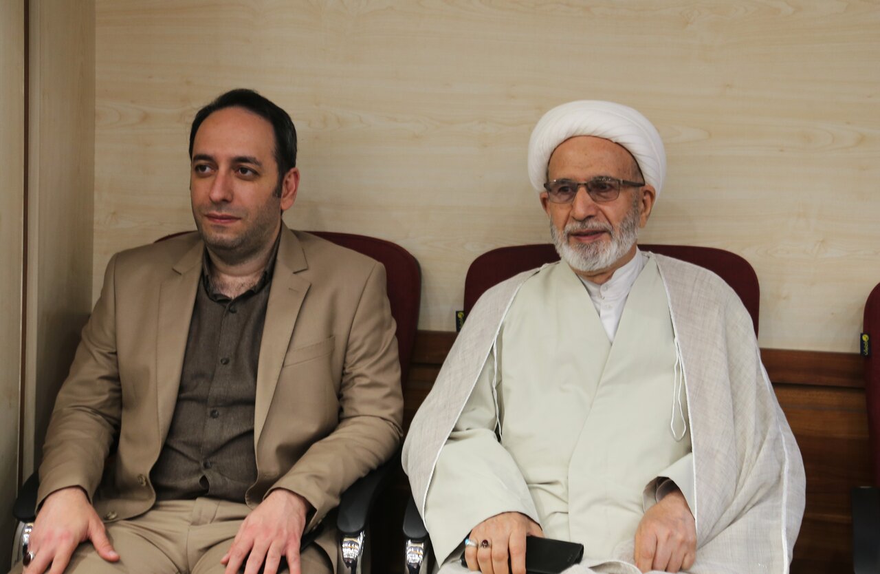 همایش بزرگداشت مقام معلم مجتمع آموزشی توحید