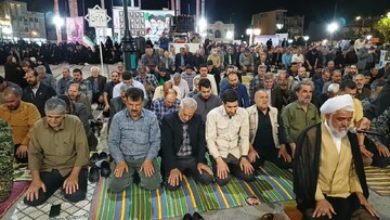 تصاویر/اقامه نماز استغاثه در زرندیه