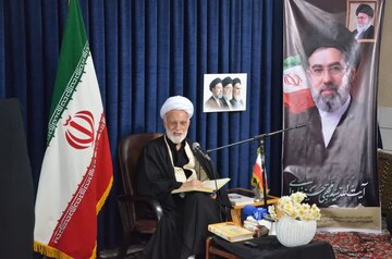 نقش امامت و رهبری در هدایت جامعه