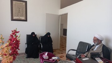 پایش میدانی فعالیت‌های آموزشی و فرهنگی مدرسه علمیه حضرت نرجس (س) یزد+تصاویر