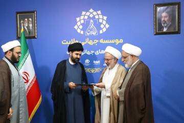 رئیس مؤسسه جهانی ولایت ابقاء شد + حکم