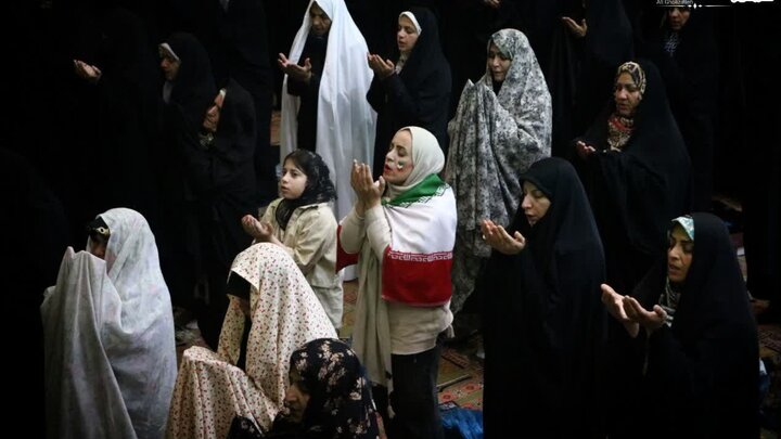 تصاویر/اقامه نماز استغاثه در خمین