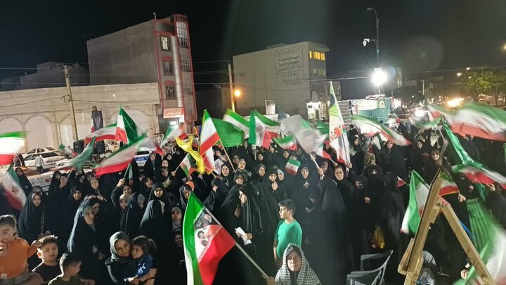 تصاویر/شصت و نهمین شب حضور پرشور مردم ولایتمدار مامونیه در تجدید بیعت با آرمان‌های انقلاب