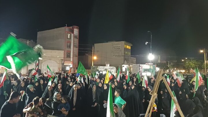 تصاویر/شصت و نهمین شب حضور پرشور مردم ولایتمدار مامونیه در تجدید بیعت با آرمان‌های انقلاب