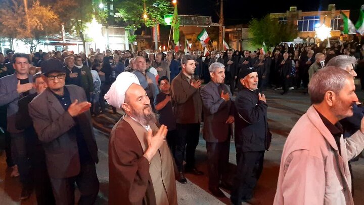 تصاویر/ میدان اصلی شهرستان شاهین دژ میزبان شصت و نهمین اجتماع مردمی در حمایت از نیروهای مسلح