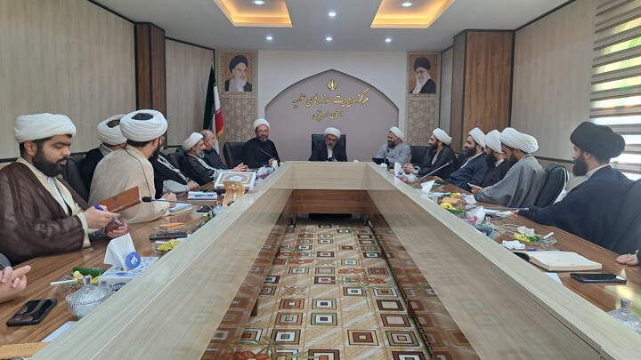تصاویر/ جلسه تبیینی شورای معاونین حوزه علمیه استان اردبیل