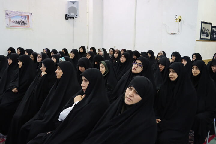 تصاویر/ آیین تجلیل از مبلغین و مبلغات طرح امین و هجرت استان اردبیل