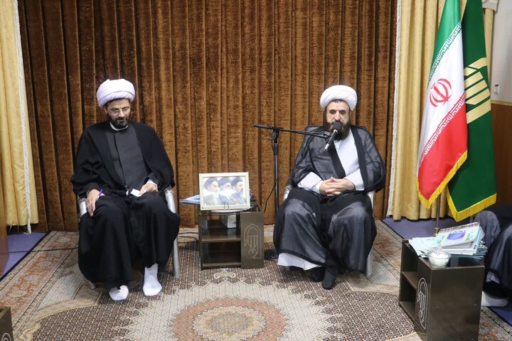 تصاویر/ دیدار مدیران و اساتید مدارس علمیه شهرستان گرمی با امام جمعه گرمی