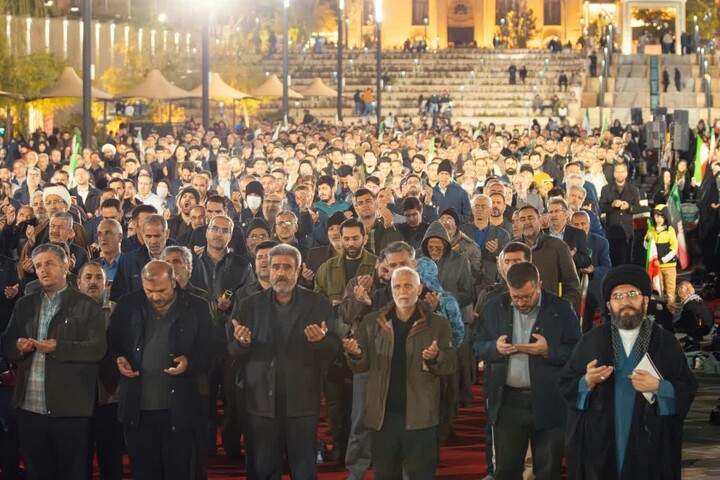 تصاویر/ مراسم بزرگ استغاثه زنجان به امام زمان (عج)