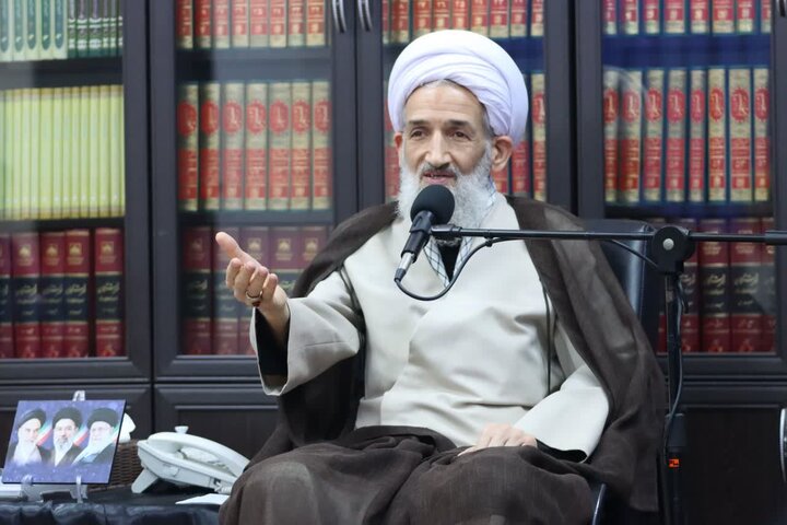 تصاویر/ دیدار دکتر اکبری رئیس دانشگاه علمی کاربردی کشور با نماینده ولی فقیه مازندران