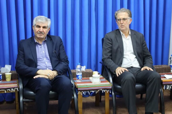 تصاویر/ دیدار دکتر اکبری رئیس دانشگاه علمی کاربردی کشور با نماینده ولی فقیه مازندران