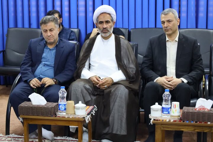 تصاویر/ دیدار دکتر اکبری رئیس دانشگاه علمی کاربردی کشور با نماینده ولی فقیه مازندران