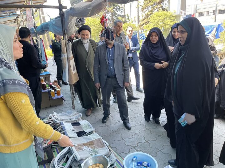 تصاویر/ افتتاح بازار مشاغل خانگی در نوشهر با حضور امام جمعه شهرستان
