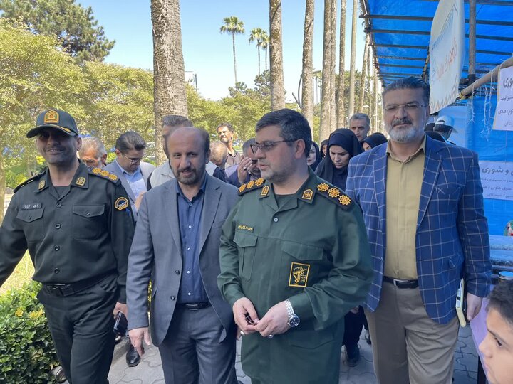 تصاویر/ افتتاح بازار مشاغل خانگی در نوشهر با حضور امام جمعه شهرستان