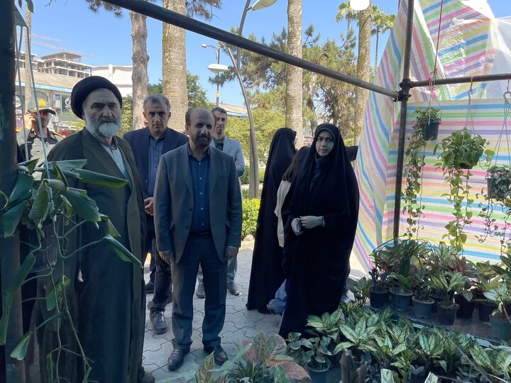 تصاویر/ افتتاح بازار مشاغل خانگی در نوشهر با حضور امام جمعه شهرستان