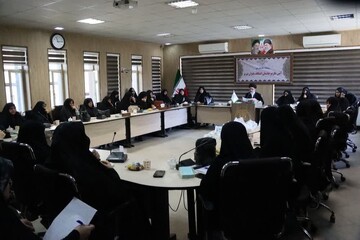 تصاویر /  تکریم خادمان اعتکاف بانوان تبریز توسط تبلیغات اسلامی آذربایجان شرقی