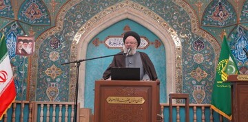 وحدت، مهم‌ترین وظیفه امت اسلامی است