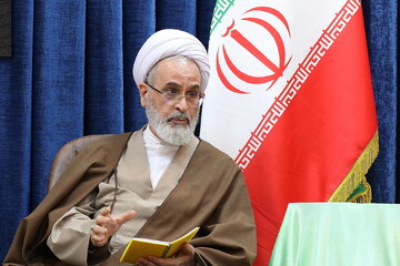 بر شکوه حضور خیابانی ملت و جوانان ایران بیفزایید و فرهنگ حماسی و روح مقاومت را عمق ببخشید/ ملت ایران در یکصد شب برگی زرین در تاریخ این مرز و بوم رقم زد