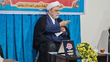 قدردانی از مردم با خدمت صادقانه و تلاش برای حل مشکلات محقق می‌شود