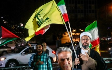 تصاویر/ اجتماع حمایت از وطن در میدان فاطمی