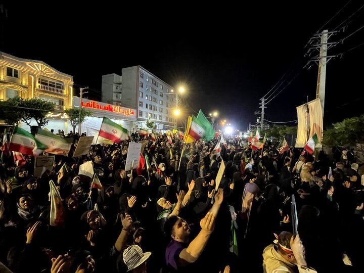تصاویر/ حماسه حضور ملاردی‌ها در شب هفتادم