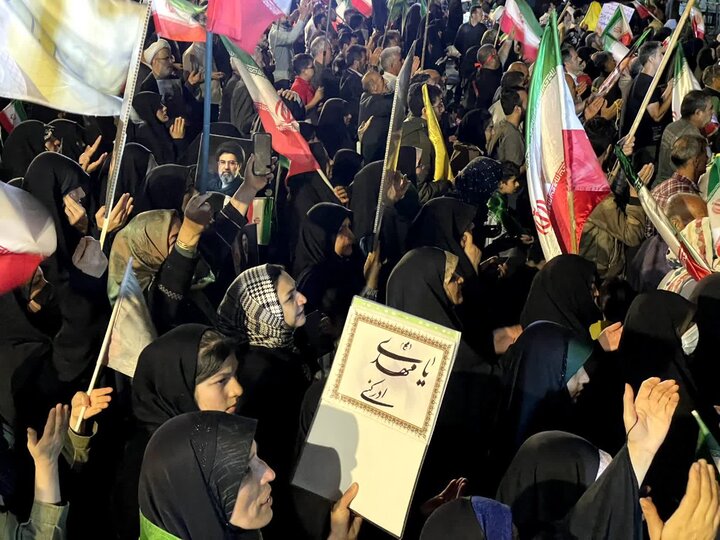 تصاویر/ حماسه حضور ملاردی‌ها در شب هفتادم
