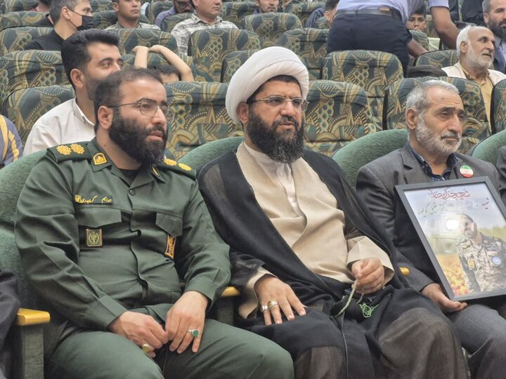 تصاویر/ تجلیل از فعالان جهادی پاکدشت
