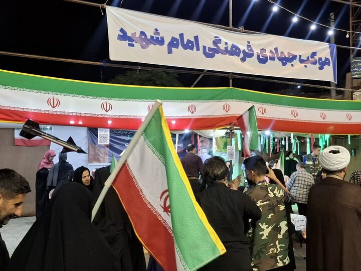 تصاویر/اجتماع بزرگ امت واحده زیر پرچم امام حسین(ع) درچهار راه امیریه کاشان