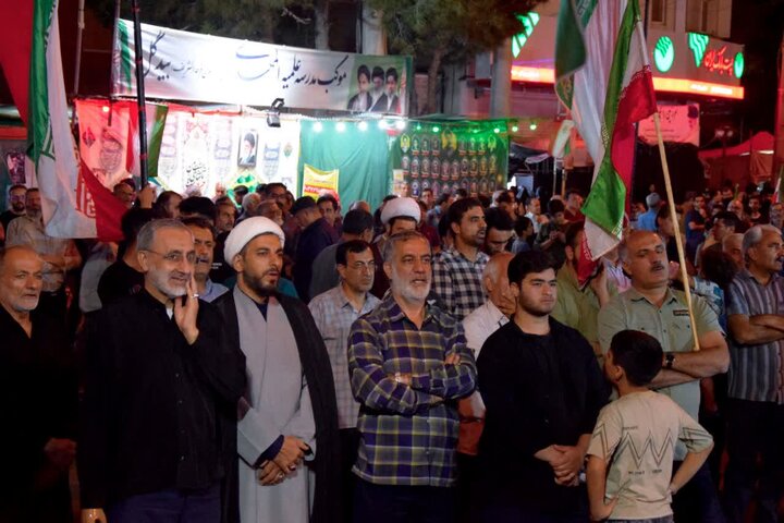 تصاویر/ موج هفتادم میدان داری مردم ولایت مدار آران وبیدگل در دفاع از وطن