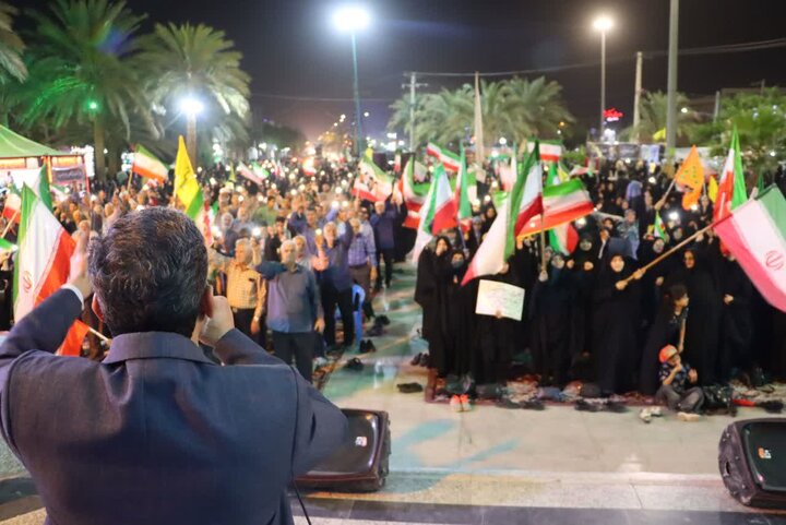 تصاویر/ هفتادمین شب از شب‌های حماسه انتقام خون رهبر شهید انقلاب در شهرستان بافق