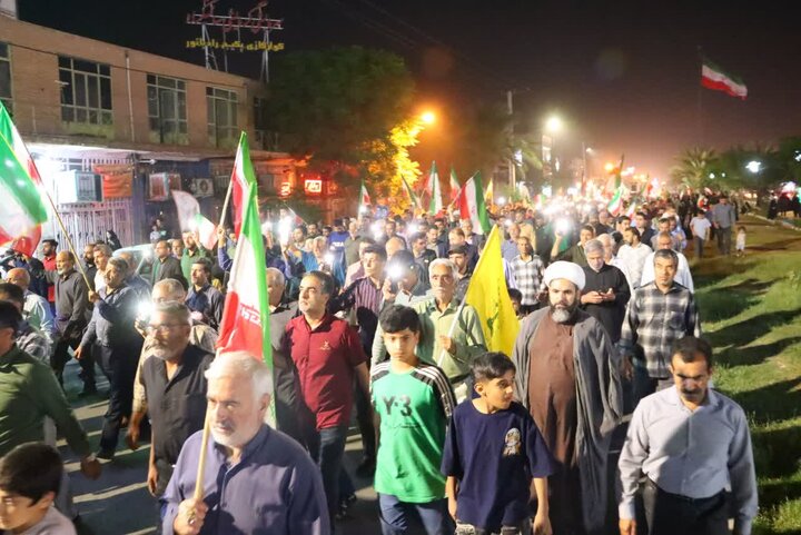 تصاویر/ هفتادمین شب از شب‌های حماسه انتقام خون رهبر شهید انقلاب در شهرستان بافق