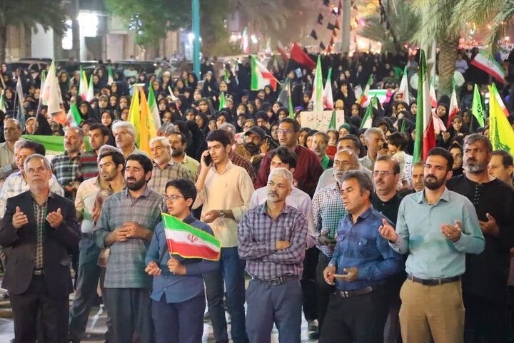تصاویر/ هفتادمین شب از شب‌های حماسه انتقام خون رهبر شهید انقلاب در شهرستان بافق