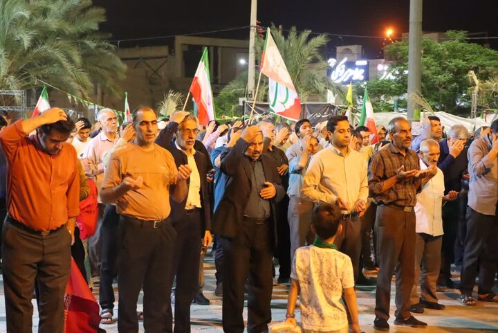 تصاویر/ هفتادمین شب از شب‌های حماسه انتقام خون رهبر شهید انقلاب در شهرستان بافق