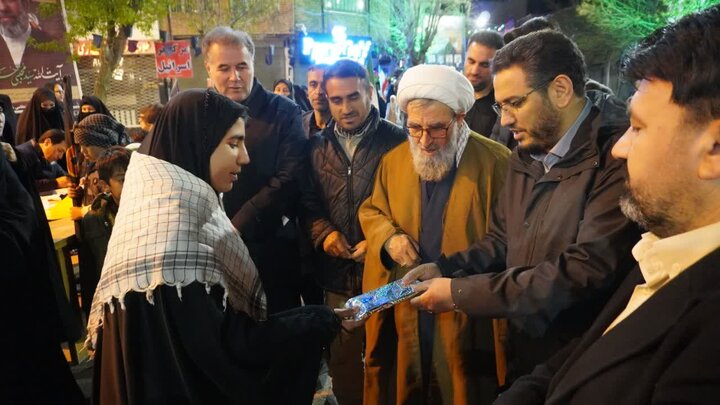 تصاویر/ حمایت از نیروهای مسلح و محکومیت آمریکا؛ شعار محوری هفتادمین تجمع مردمی در چالدران