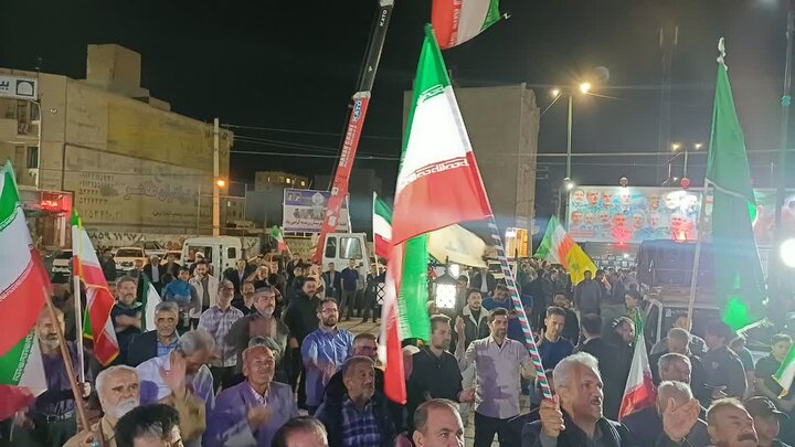 تصاویر/هفتادمین شب حضور پرشور مردم ولایتمدار زرندیه در تجدید بیعت با آرمان‌های انقلاب