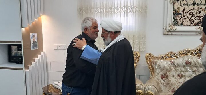 تصاویر/دیدار رئیس سازمان عقیدتی سیاسی فراجا با خانواده شهید کارچانی