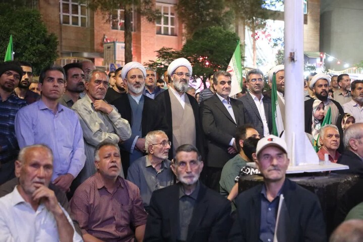تصاویر/ هفتاد روز دفاع از سنگر خیابان در سمنان