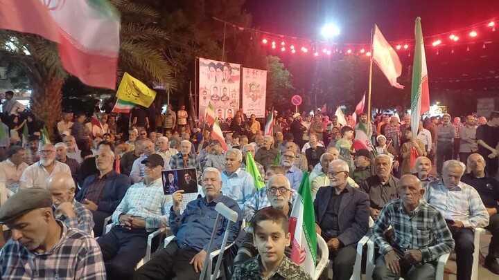 تصاویر/ روایتی از ایستادگی گرمساری‌ها در شب هفتادم