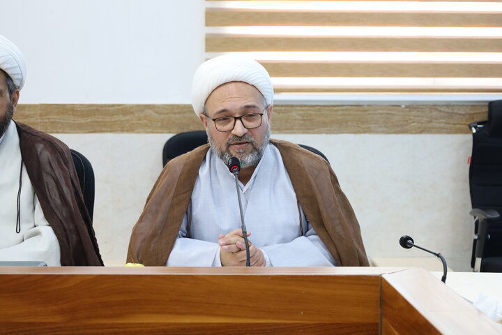 نشست هم اندیشی