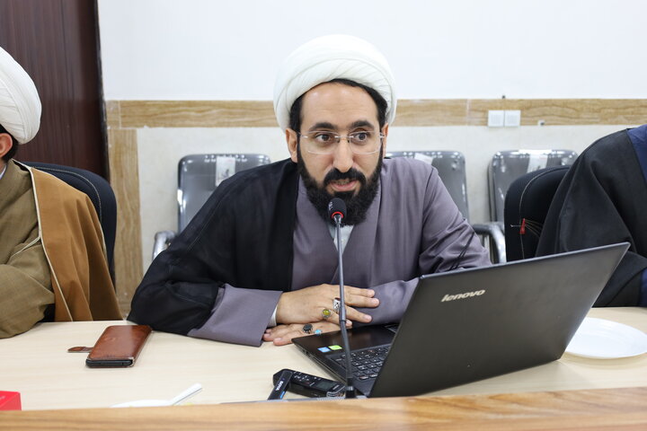 نشست هم اندیشی