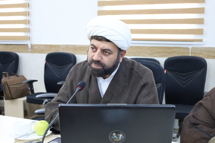 نشست هم اندیشی