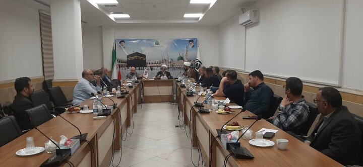 تصاویر/ نشست کمیته فرهنگی و آموزشی اربعین