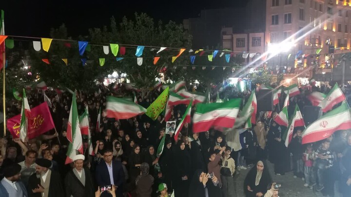تصاویر/ شب هفتادم قرار مردم شهرستان بهارستان
